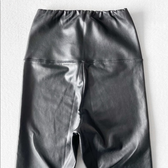 WILFRED Daria Vegan Leather Leggings - Picture 13 of 14